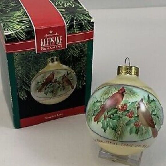 1990 Hallmark Keepsake Glass Ornament Christmas Time for Love Cardinals Memory - Picture 1 of 3